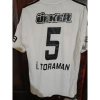 Vintage Beşiktaş İbrahim Toraman #5 White Jersey from adidas at Besiktas Shop # 