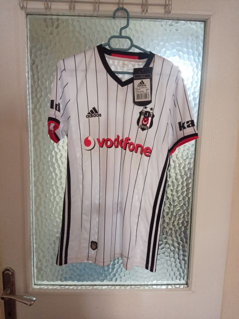 Vintage Beşiktaş Quaresma #17 Pinstripe Home Jersey 2016/17 from adidas at Besiktas Shop # BG8470