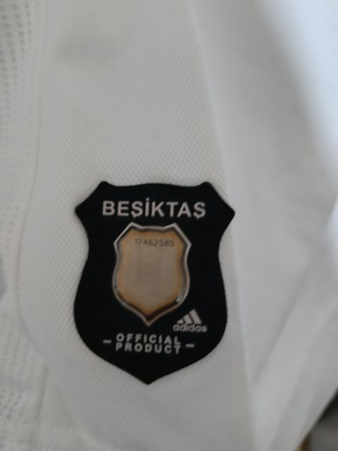 Vintage Beşiktaş İbrahim Toraman #5 White Jersey from adidas at Besiktas Shop # 