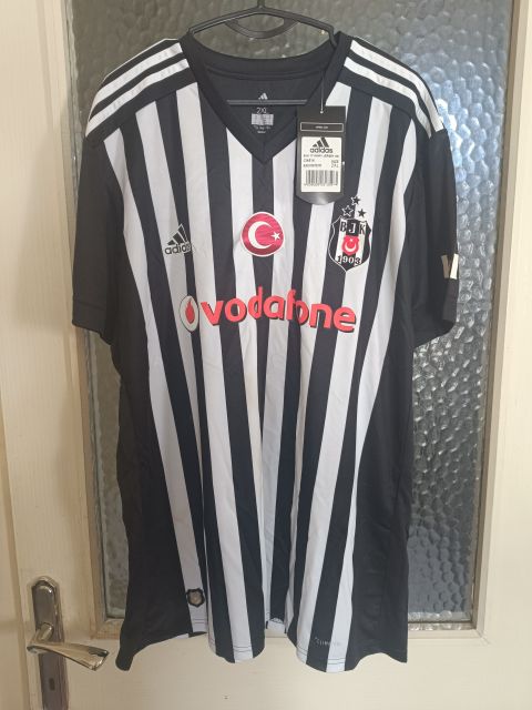Vintage Beşiktaş 2017/18 Striped Away Jersey from adidas at Besiktas Shop # CI4514