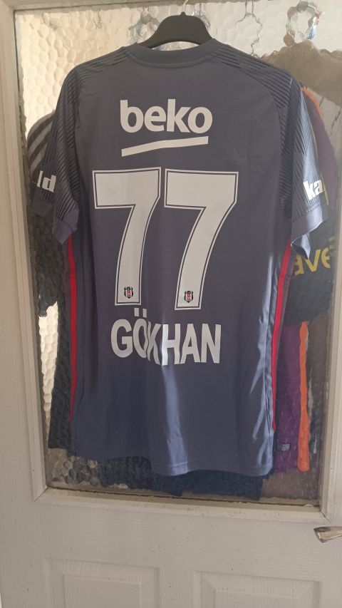 Vintage Beşiktaş Gökhan Gönül #77 Grey Jersey 2017/18 from adidas at Besiktas Shop # CI4515