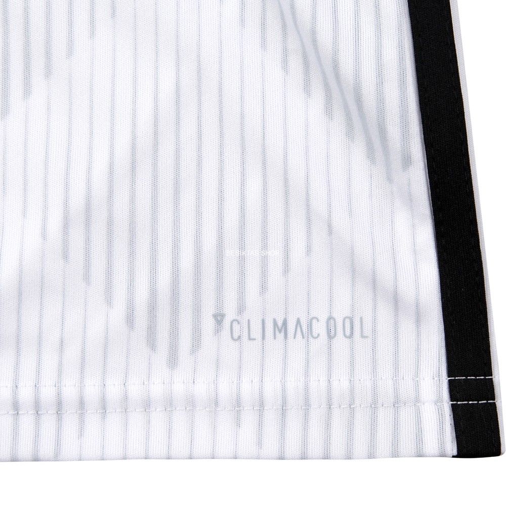 Besiktas Home Jersey 2017/18