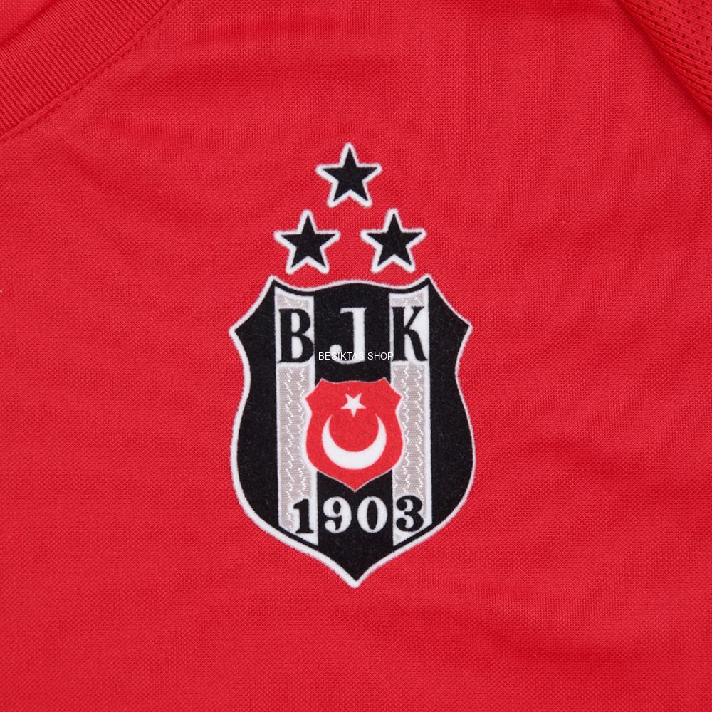 Besiktas Red Training Jersey 2017/18